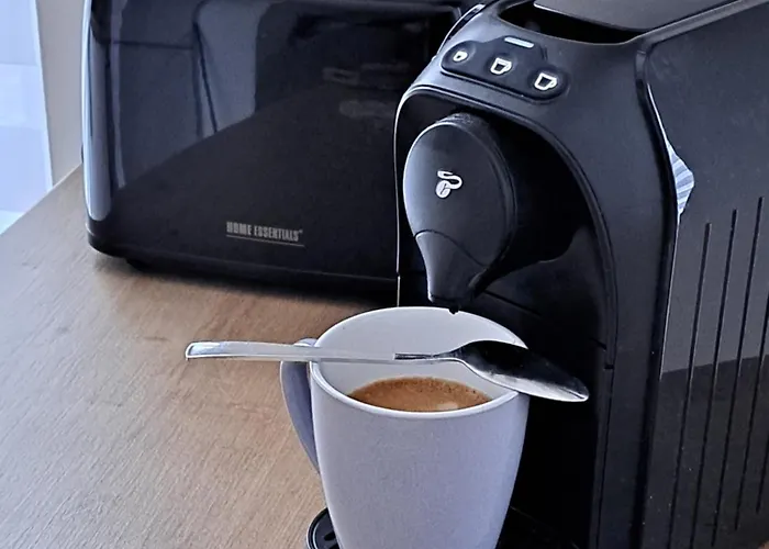 Apartment White Cube *